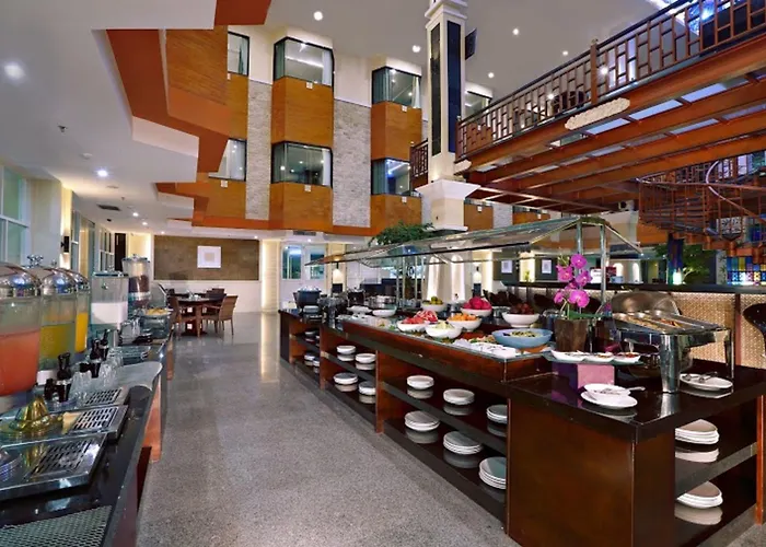 Famous Formerly Permata 4*