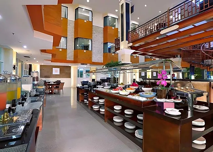 Famous Formerly Permata 4*