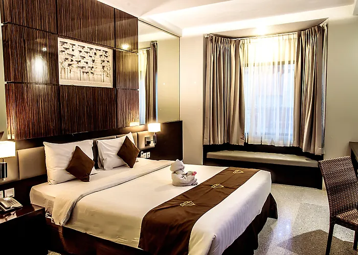 Hotel Famous Formerly Permata 4*